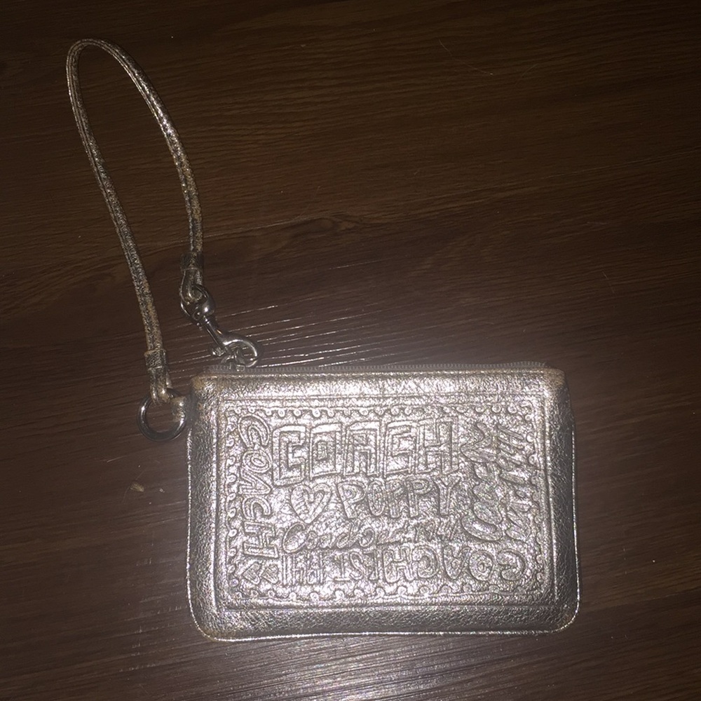 Coach poppy wristlet